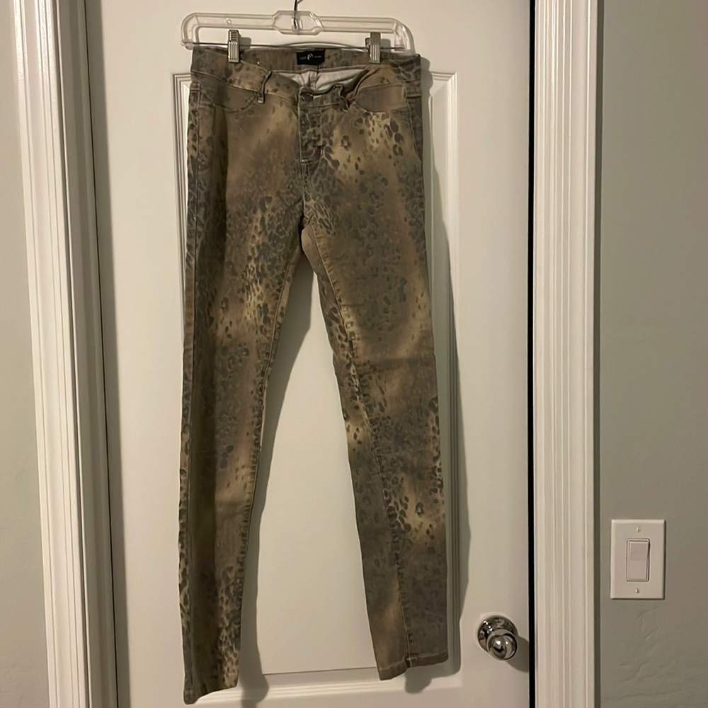 Cello Size 9 Skinny Jeans Leopard Print